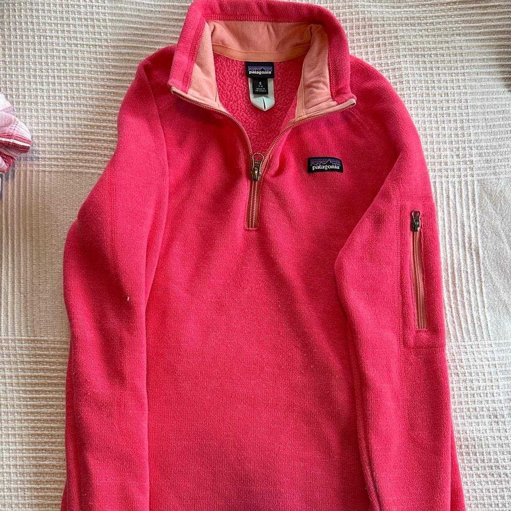 Patagonia Vibrant Pink Fleece Sweater Pullover